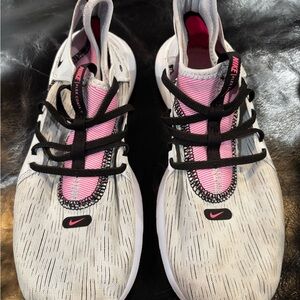 Nike Women's Pink and Black Athletic Shoes